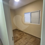 Sobrado à venda com 3 quartos, sendo 1 suíte, em Jardim Las Vegas, Santo André, SP