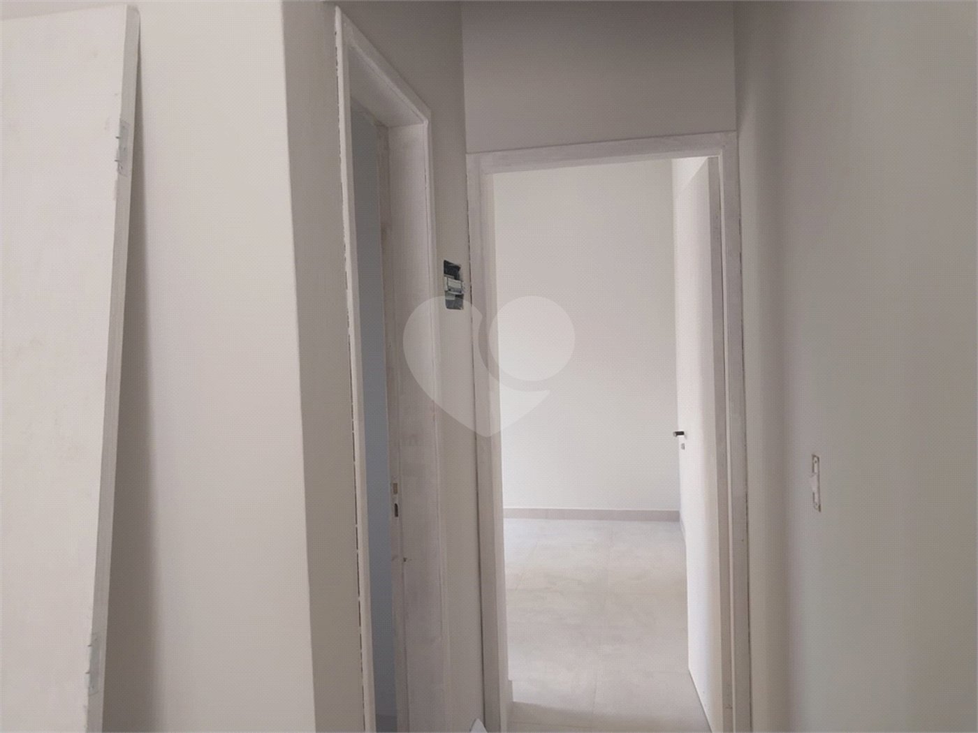 Casa à venda com 2 quartos, sendo 1 suíte, no condomínio Ceu de Brigadeiro, Sorocaba - SP