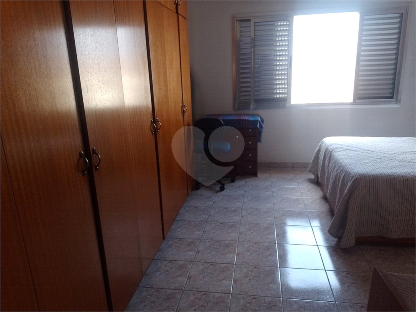 Sobrado à venda com 3 quartos, sendo 1 suíte,  em Tremembé, São Paulo, SP