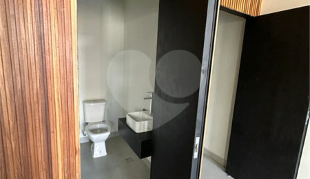 Casa Térrea à venda com 3 quartos, sendo 1 suíte,  em Jardim do Lago, Atibaia, SP