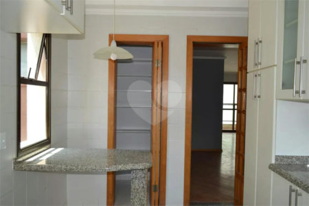 Apartamento à venda com 3 quartos, sendo 1 suíte, em Jardim Vila Mariana, São Paulo, SP