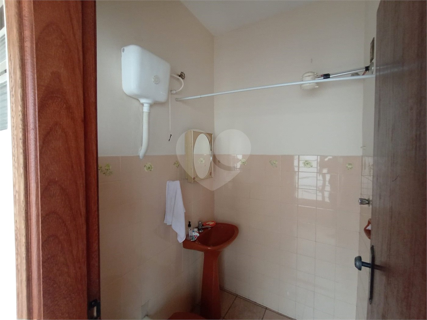 Casa à venda com 4 quartos, sendo 3 suítes,  no Centro, Itapetininga, SP