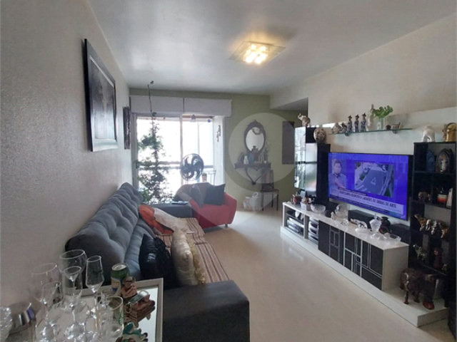 Apartamento à venda com 3 quartos em Água Fria, São Paulo, SP