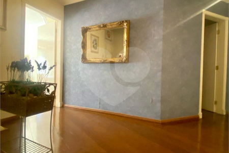 Casa à venda com 4 quartos, sendo 3 suítes, em Jardim Maia, Guarulhos, SP