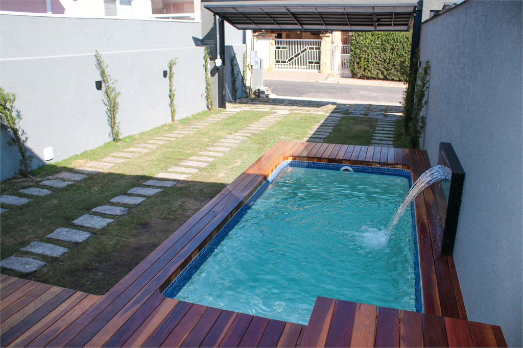 Casa à venda com 3 suítes em Jardim Ipê, Atibaia, SP