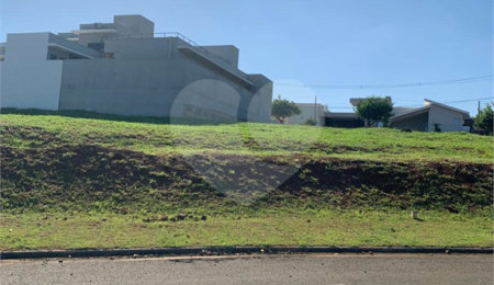 Terreno à venda em Jardim São Camilo, Araraquara, SP
