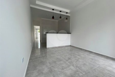 Casa de Vila à venda com 2 quartos em Jardim das Orquídeas, Sorocaba, SP