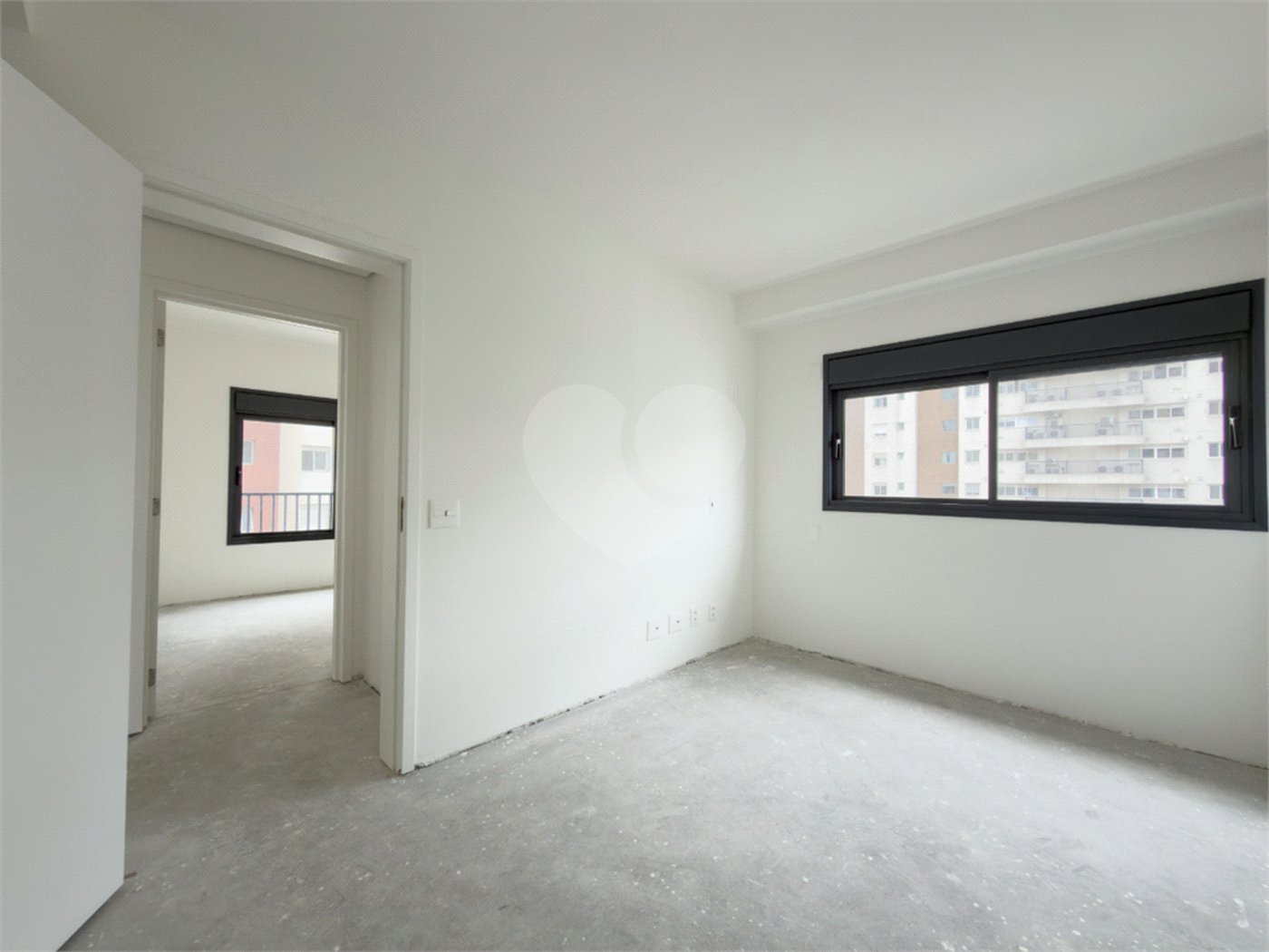Apartamento à venda com 3 suítes em Vila Nova Conceição, São Paulo, SP