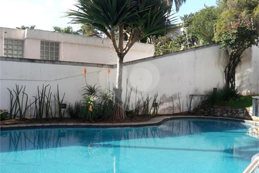 Sobrado à venda com 3 suítes em Tremembé, São Paulo, SP