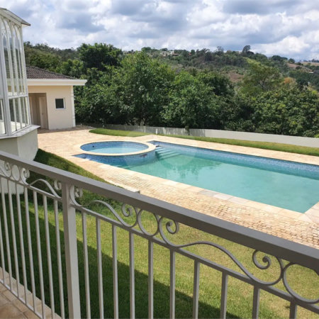Casa à venda com 5 quartos, sendo 4 suítes, no condomínio Sol Vinhedo, Vinhedo - SP
