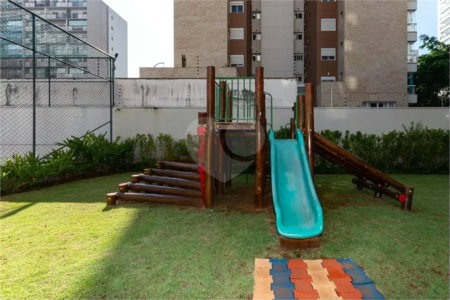 Apartamento à venda com 3 quartos, sendo 2 suítes, em Água Branca, São Paulo, SP