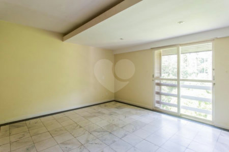 Casa para alugar com 4 suítes no condomínio Chácara Flora, São Paulo - SP
