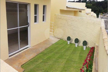 Casa à venda com 3 quartos no condomínio Residencial Vila D`ouro, Cotia - SP