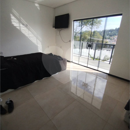 Chácara à venda com 4 quartos, sendo 1 suíte,  no Centro, Biritiba-mirim, SP