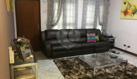 Casa à venda com 3 quartos, sendo 1 suíte,  no condomínio Sobrado, São Paulo - SP