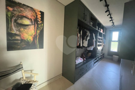 Casa à venda com 5 suítes no condomínio Santa Maria, Votorantim - SP