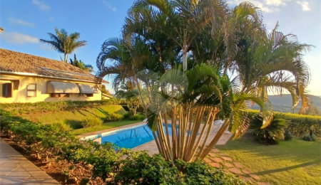 Casa Térrea à venda com 5 suítes em Bairro do Cambará, São Roque, SP