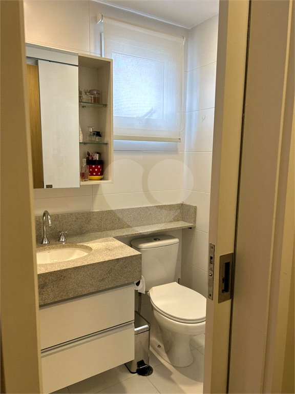 Apartamento à venda com 3 quartos, sendo 1 suíte,  em Jardim Caboré, São Paulo, SP