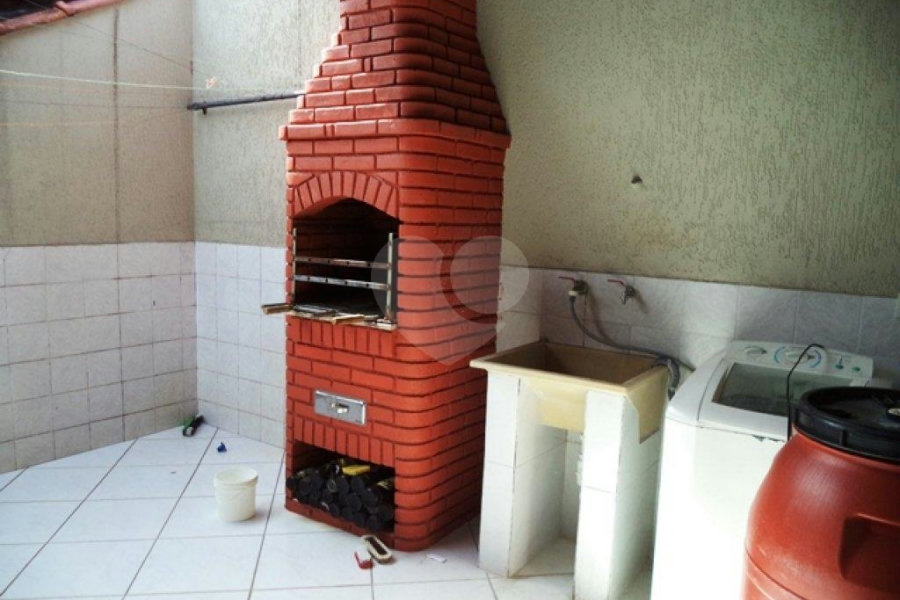 Sobrado à venda com 3 quartos, sendo 1 suíte, em Tremembé, São Paulo, SP