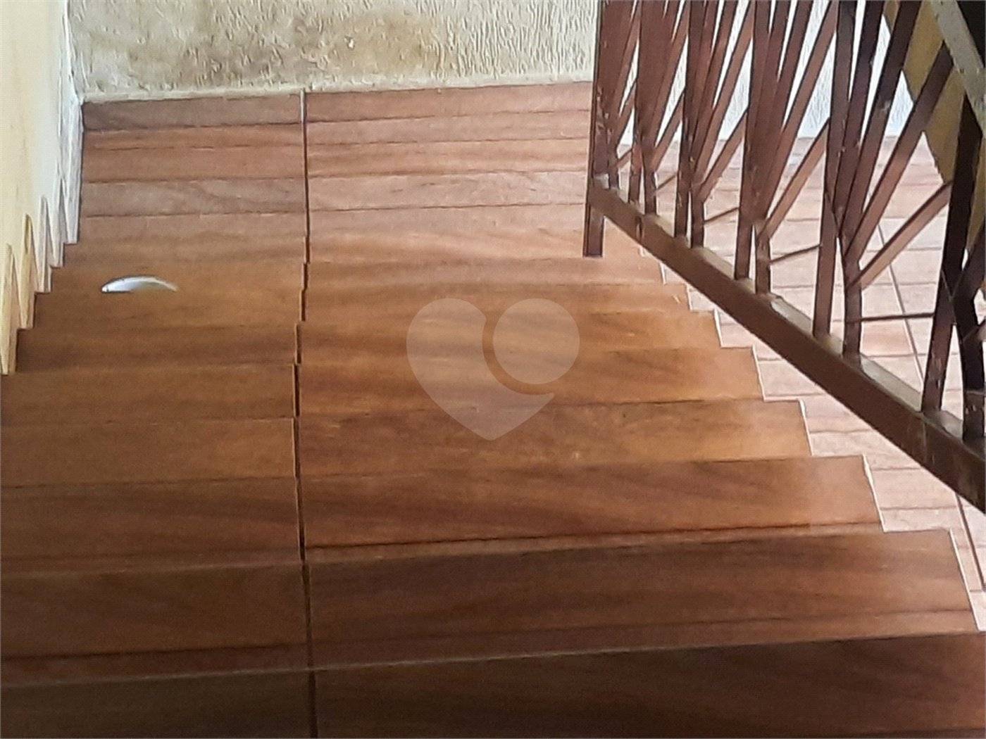 Casa à venda com 3 quartos, sendo 1 suíte, em Jardim Antártica, Ribeirão Preto, SP