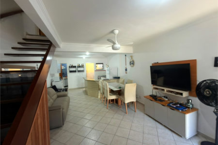 Casa em condomínio à venda com 2 suítes em Palmeiras, Cabo Frio, RJ