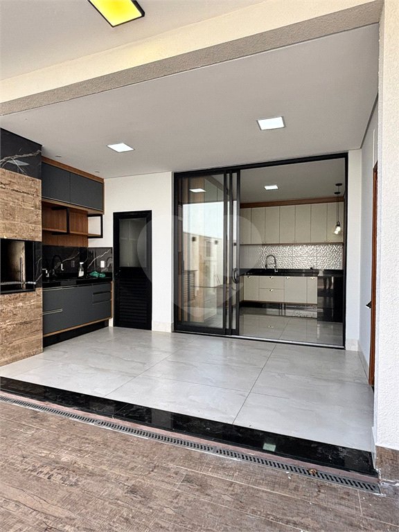 Casa à venda ou para alugar com 3 suítes no condomínio Residencial Milano, Indaiatuba - SP