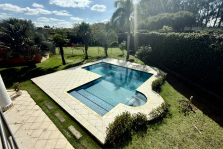 Casa à venda com 4 suítes no condomínio Parque Village Castelo, Itu - SP