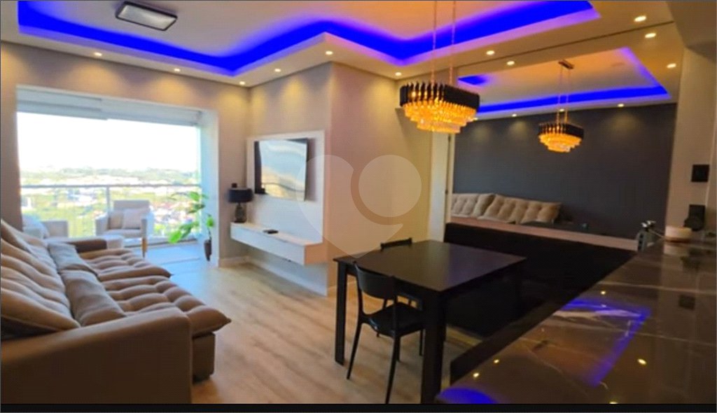 Apartamento à venda com 3 quartos, sendo 1 suíte, em Vila Pirajussara, São Paulo, SP