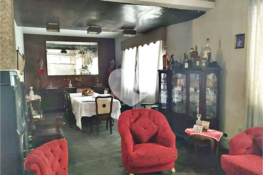 Casa à venda com 4 quartos, sendo 3 suítes, em Santana, São Paulo, SP