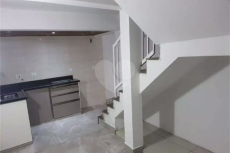 Casa à venda com 2 quartos, sendo 1 suíte, em Vila Leis, Itu, SP