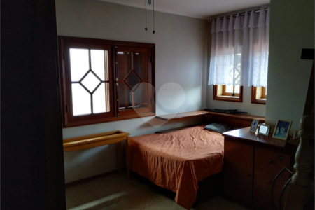 Casa à venda com 5 quartos, sendo 3 suítes,  no condomínio Portella, Itu - SP