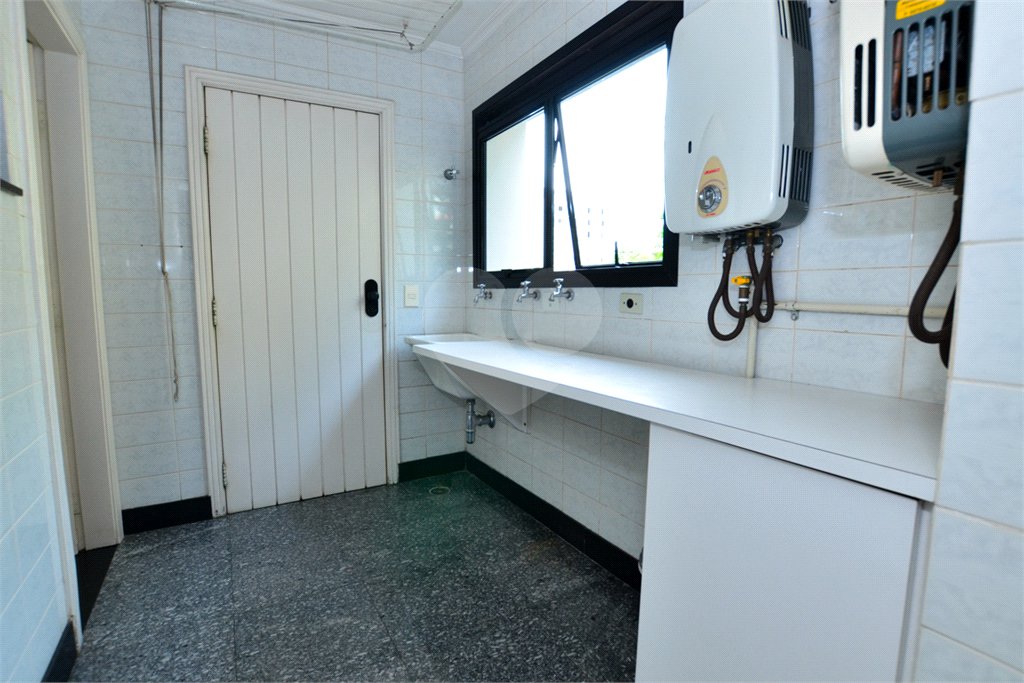Apartamento à venda com 4 quartos, sendo 2 suítes, em Vila Monumento, São Paulo, SP