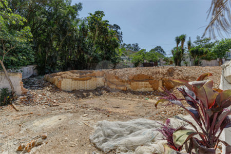 Terreno à venda com 1 quarto em Jardim Marajoara, São Paulo, SP