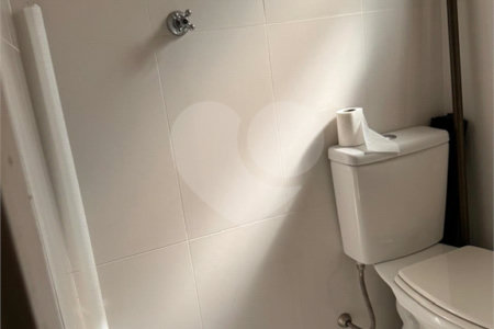 Apartamento à venda com 3 quartos, sendo 1 suíte, em Indianópolis, São Paulo, SP