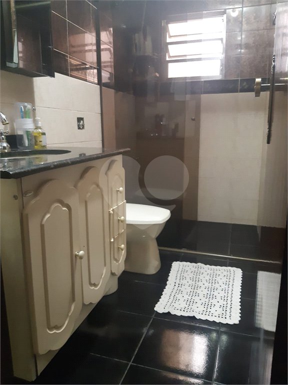 Sobrado à venda com 5 quartos, sendo 3 suítes, em Horto, São Paulo, SP