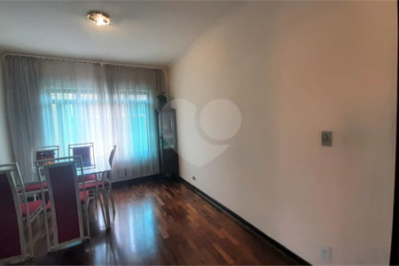 Casa de Vila à venda com 3 quartos, sendo 1 suíte, em City Campo Grande, São Paulo, SP