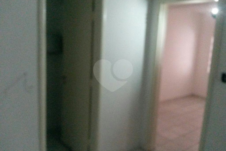 Sobrado à venda com 15 quartos, sendo 3 suítes, em Tucuruvi, São Paulo, SP