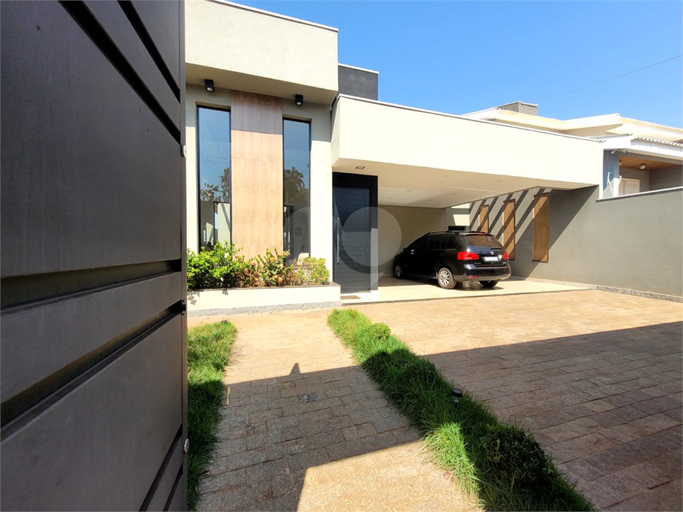 Casa à venda com 3 suítes em Ribeirânia, Ribeirão Preto, SP
