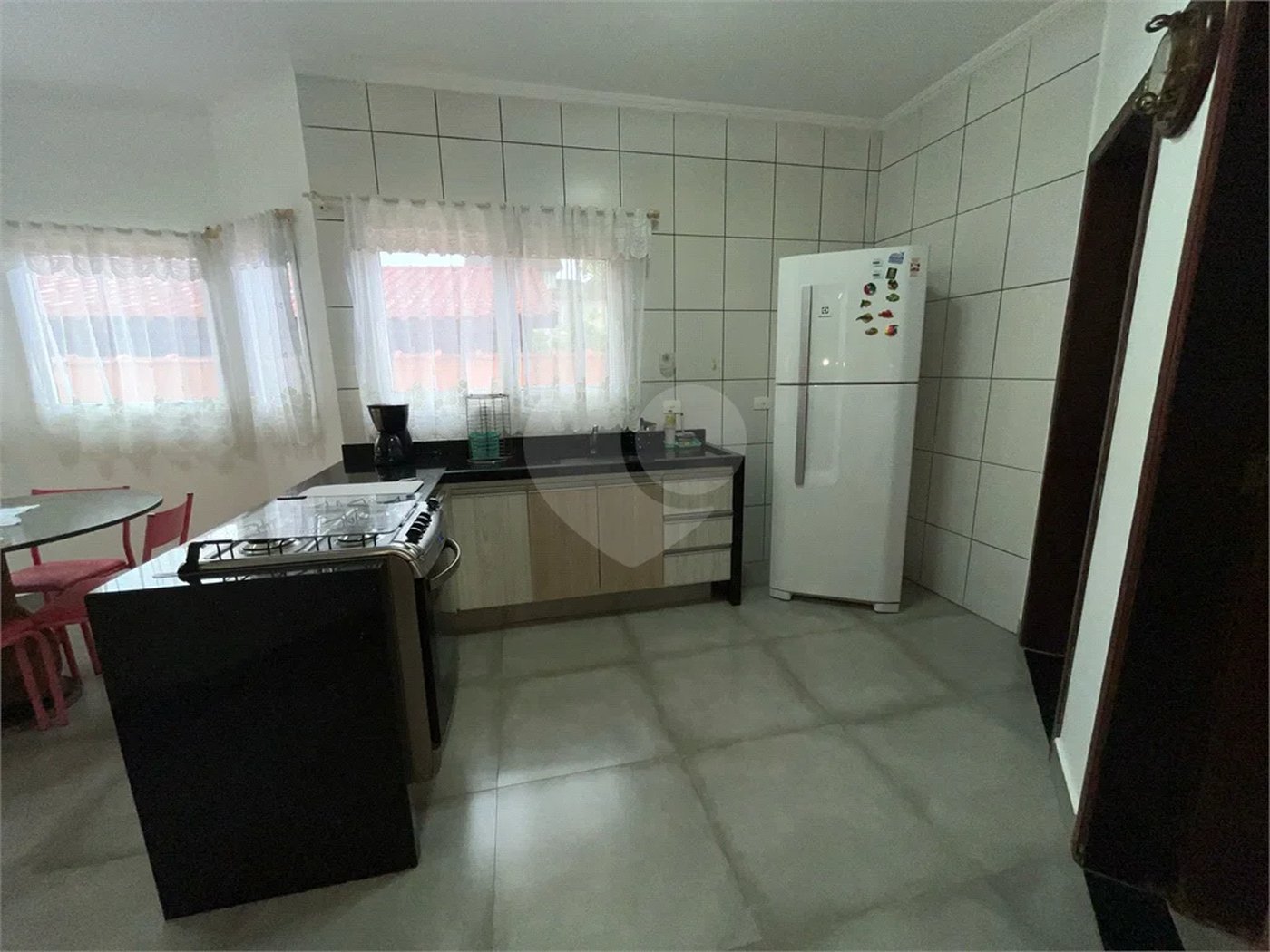 Casa à venda com 6 quartos, sendo 3 suítes, em Morada da Praia, Bertioga, SP