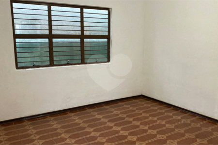 Casa Térrea à venda com 5 quartos, sendo 2 suítes, em Vila Trujillo, Sorocaba, SP
