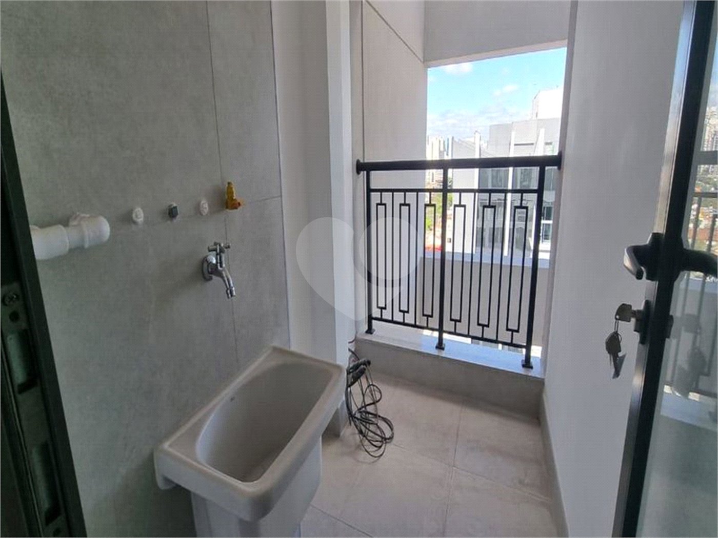 Apartamento à venda com 3 suítes em Moema, São Paulo, SP