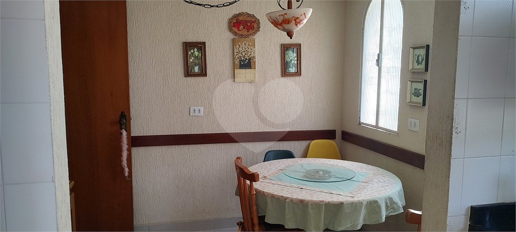 Sobrado à venda com 3 quartos em Santa Teresinha, São Paulo, SP