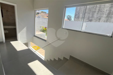Sobrado à venda com 4 quartos, sendo 3 suítes, em Jardim Paulista, Atibaia, SP