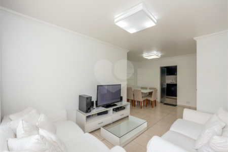 Apartamento à venda com 3 quartos, sendo 1 suíte,  em Vila Clementino, São Paulo, SP