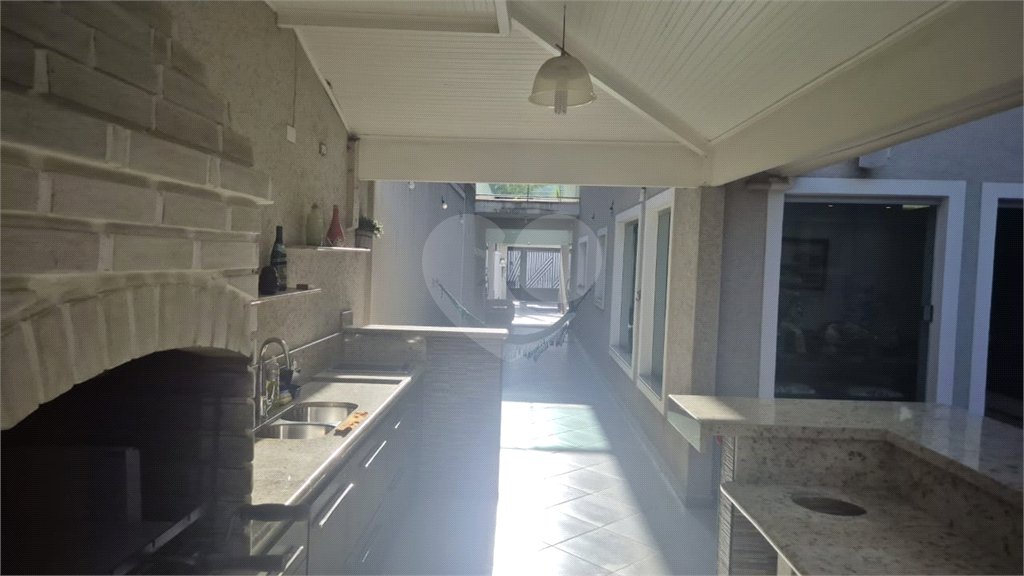 Sobrado à venda com 3 quartos, sendo 1 suíte, em Tremembé, São Paulo, SP