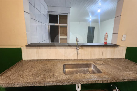 Casa à venda com 4 quartos, sendo 1 suíte, em Jardim Roberto Selmi Dei, Araraquara, SP