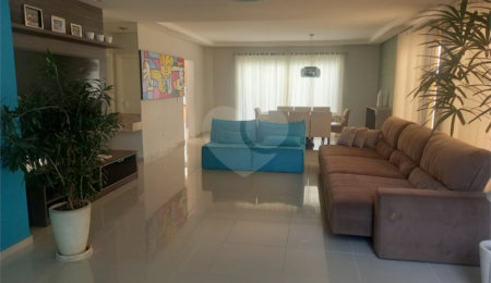 Casa à venda com 3 suítes no condomínio Mont Blanc, Sorocaba - SP