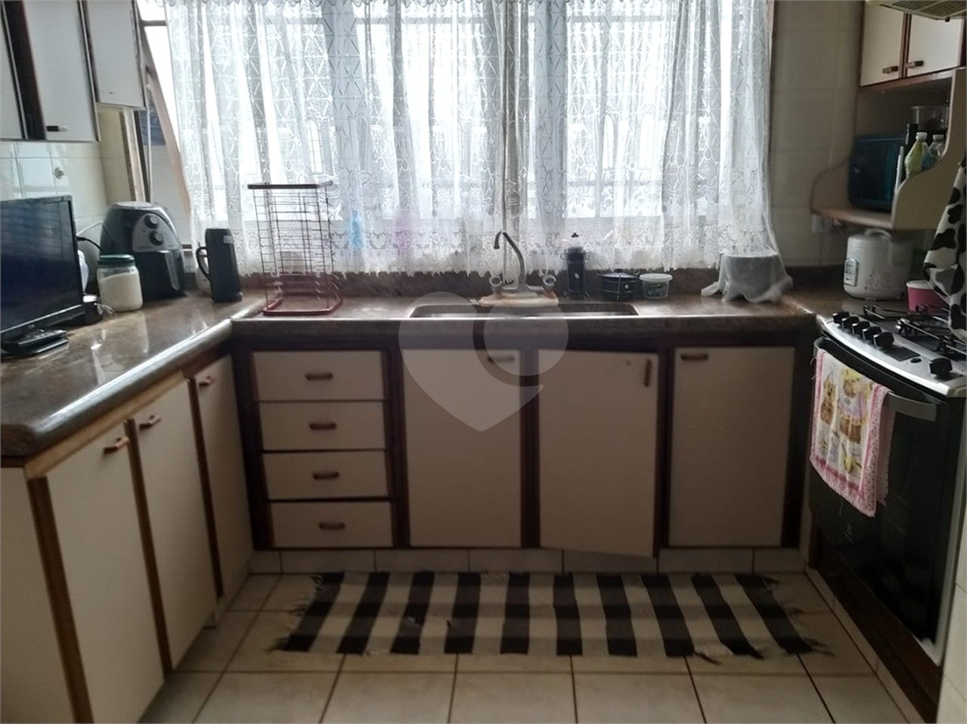 Casa à venda com 3 quartos, sendo 1 suíte, em Vila Gardênia, Atibaia, SP