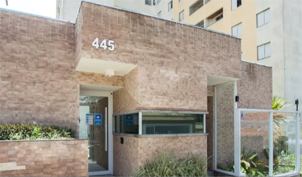 Apartamento à venda com 3 quartos em Vila dos Remédios, São Paulo, SP