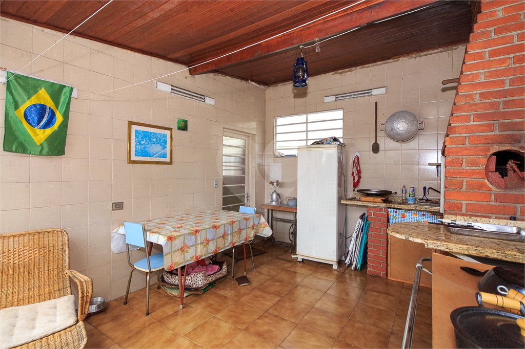 Sobrado à venda com 4 quartos, sendo 2 suítes, em Jardim Prudência, São Paulo, SP